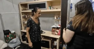 Avó e piloto Latam presos