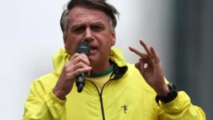 Carlos Bolsonaro pai passou mal