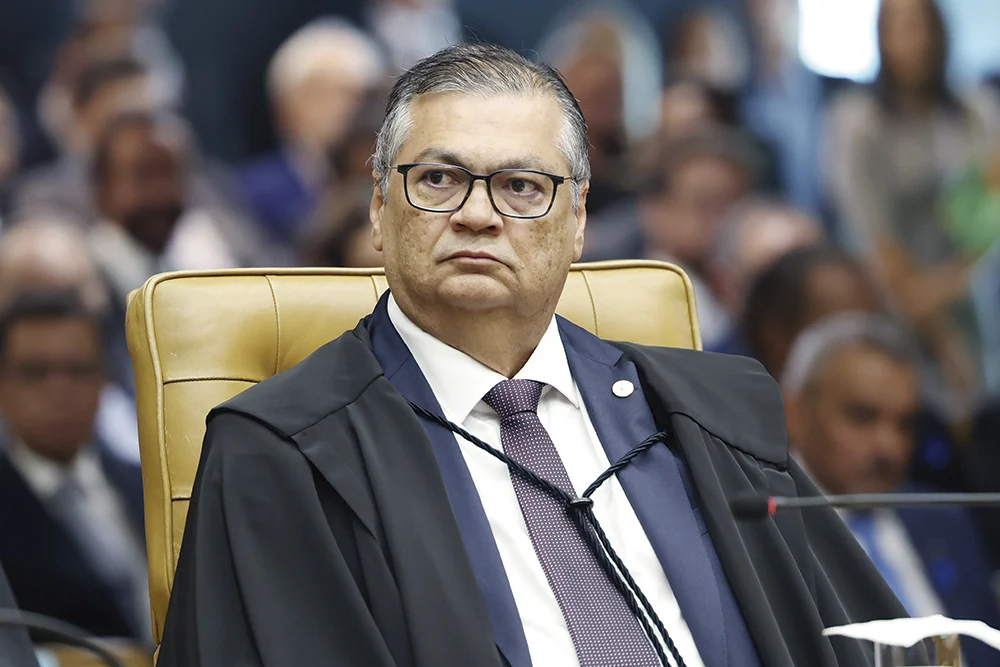 Dino arquiva investigação Chico Rodrigues