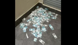 dinheiro jogado pela janela