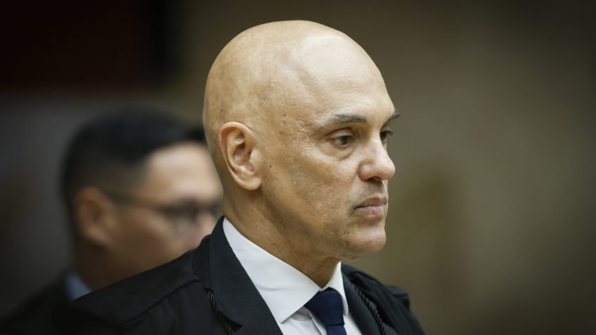 Alexandre de Moraes exige agenda