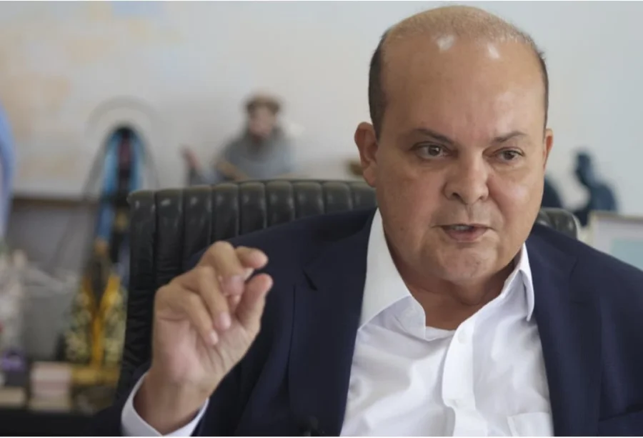 Ibaneis Rocha renuncia