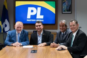 PL Consolida Liderança na Câmara e União Brasil Sofre Esvaziamento
